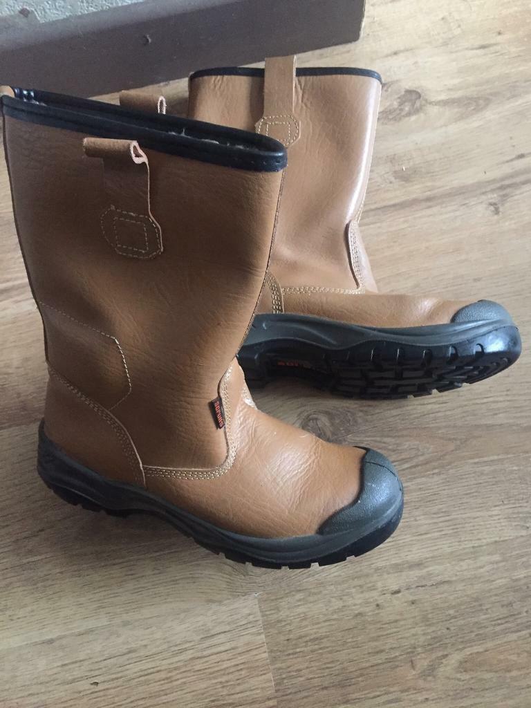scruffs gravity rigger boots